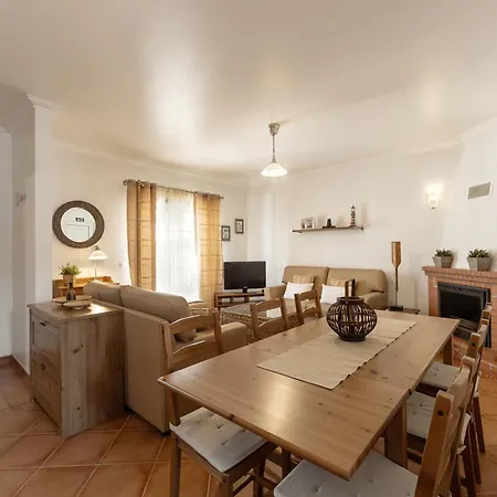 Casa Burgues Mar & Lagoa Vakantiehuis *
